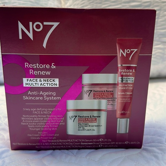 No7Restore & Renew Face & Neck Multi Action Anti-Ageing Skincare System
